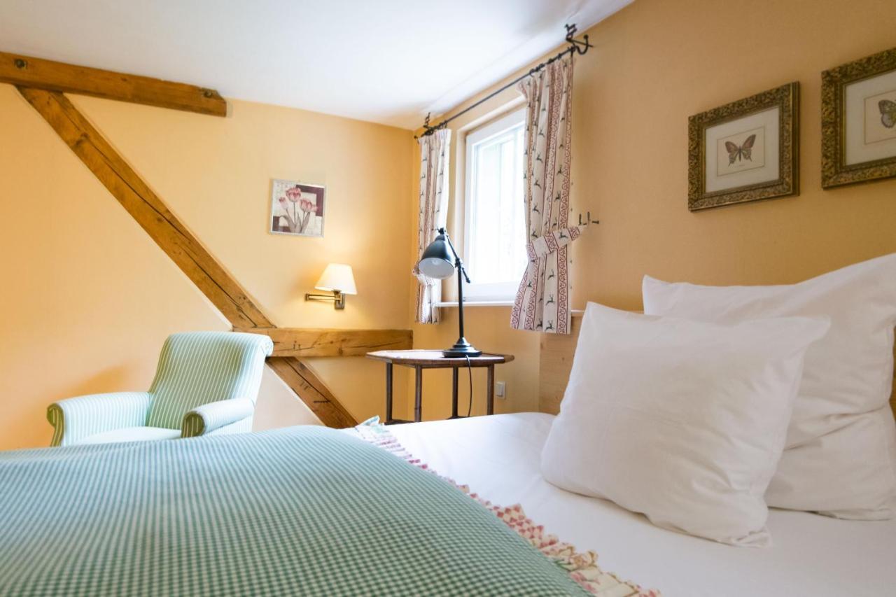 Der Linslerhof - Hotel, Restaurant, Events & Natur Überherrn Eksteriør bilde