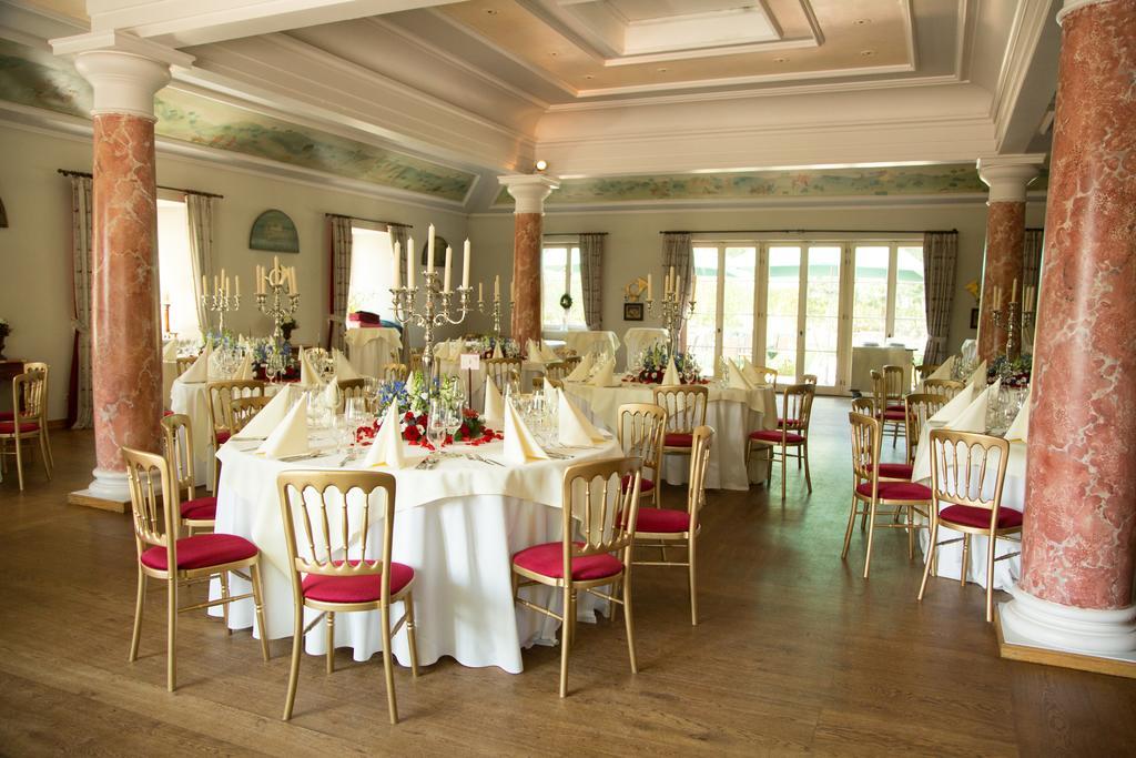 Der Linslerhof - Hotel, Restaurant, Events & Natur Überherrn Eksteriør bilde
