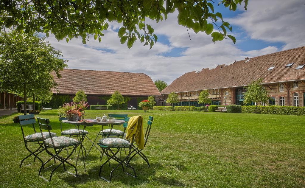 Der Linslerhof - Hotel, Restaurant, Events & Natur Überherrn Eksteriør bilde
