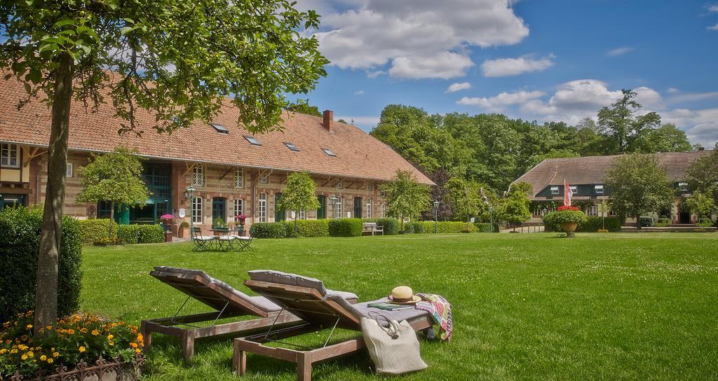 Der Linslerhof - Hotel, Restaurant, Events & Natur Überherrn Eksteriør bilde