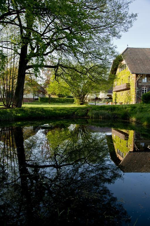 Der Linslerhof - Hotel, Restaurant, Events & Natur Überherrn Eksteriør bilde