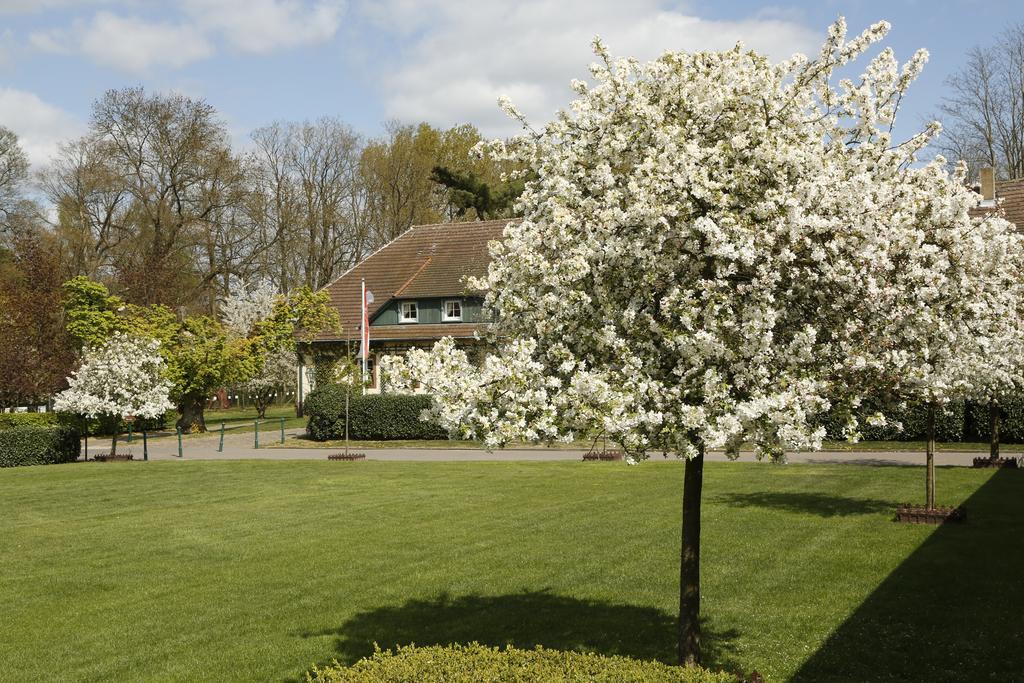 Der Linslerhof - Hotel, Restaurant, Events & Natur Überherrn Eksteriør bilde